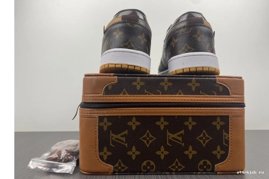 AIR WHITE-LouiV Top -LouiV 1 O-W (WITH CASE) Low JORDAN 0124